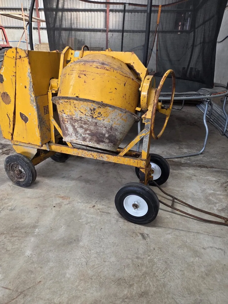 Cement Mixer - Image 3