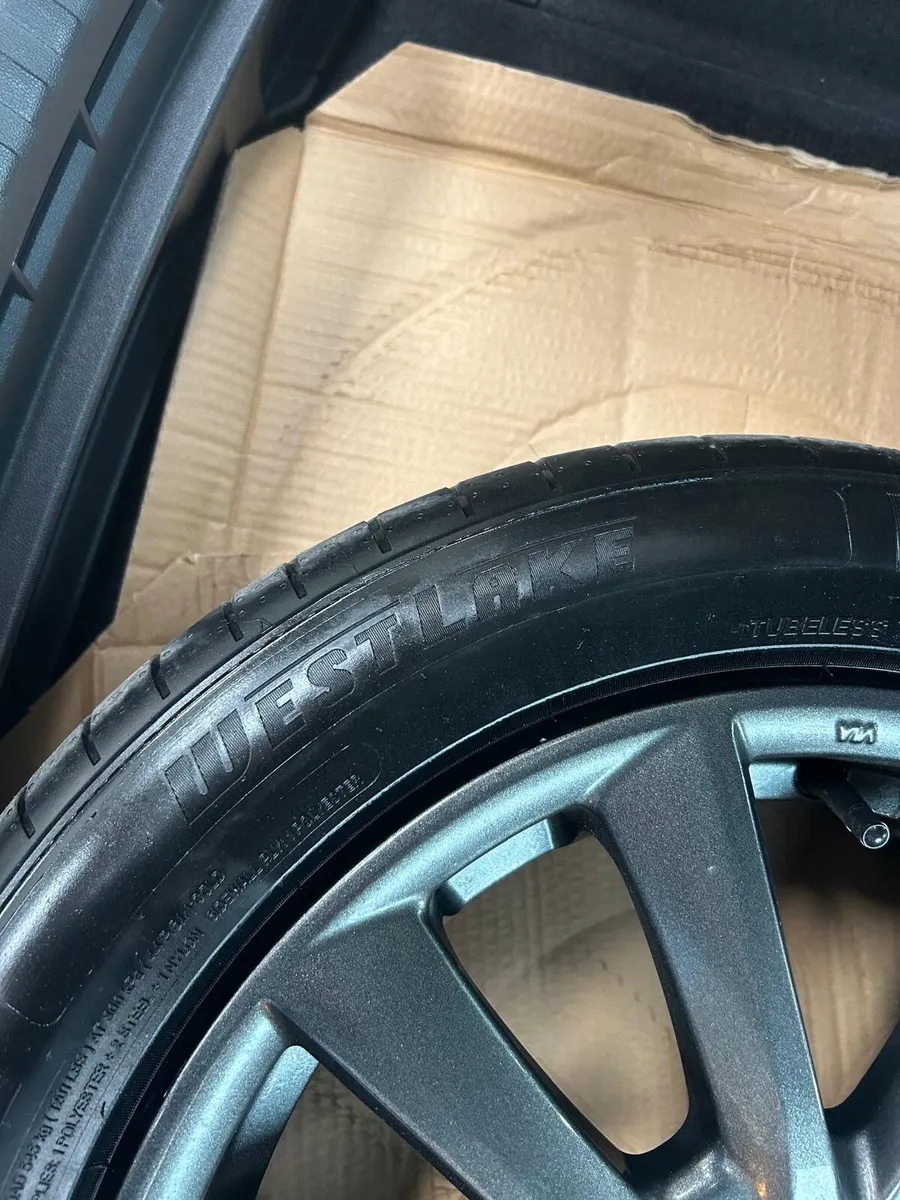 Car tyres - Image 3