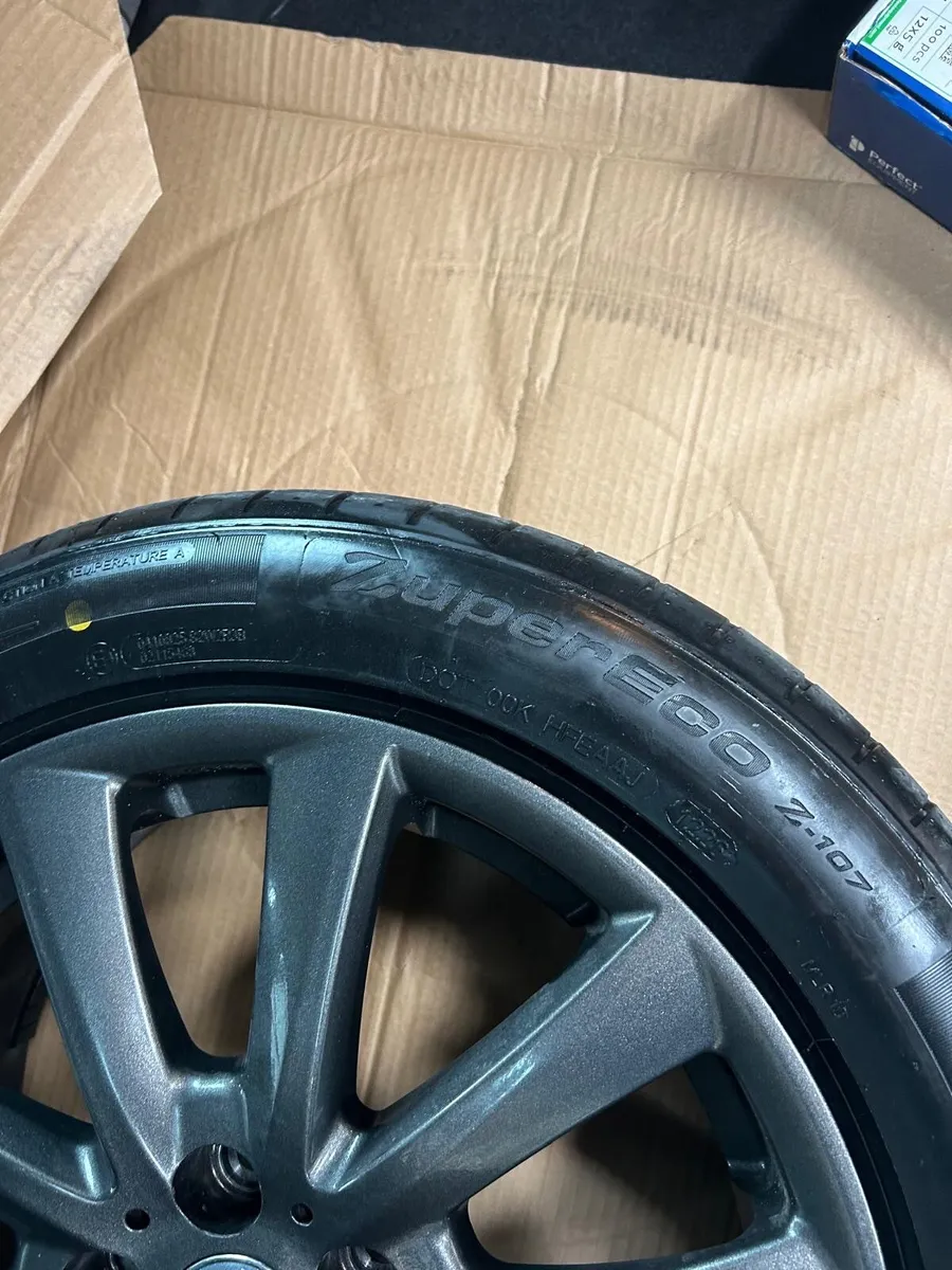 Car tyres - Image 2