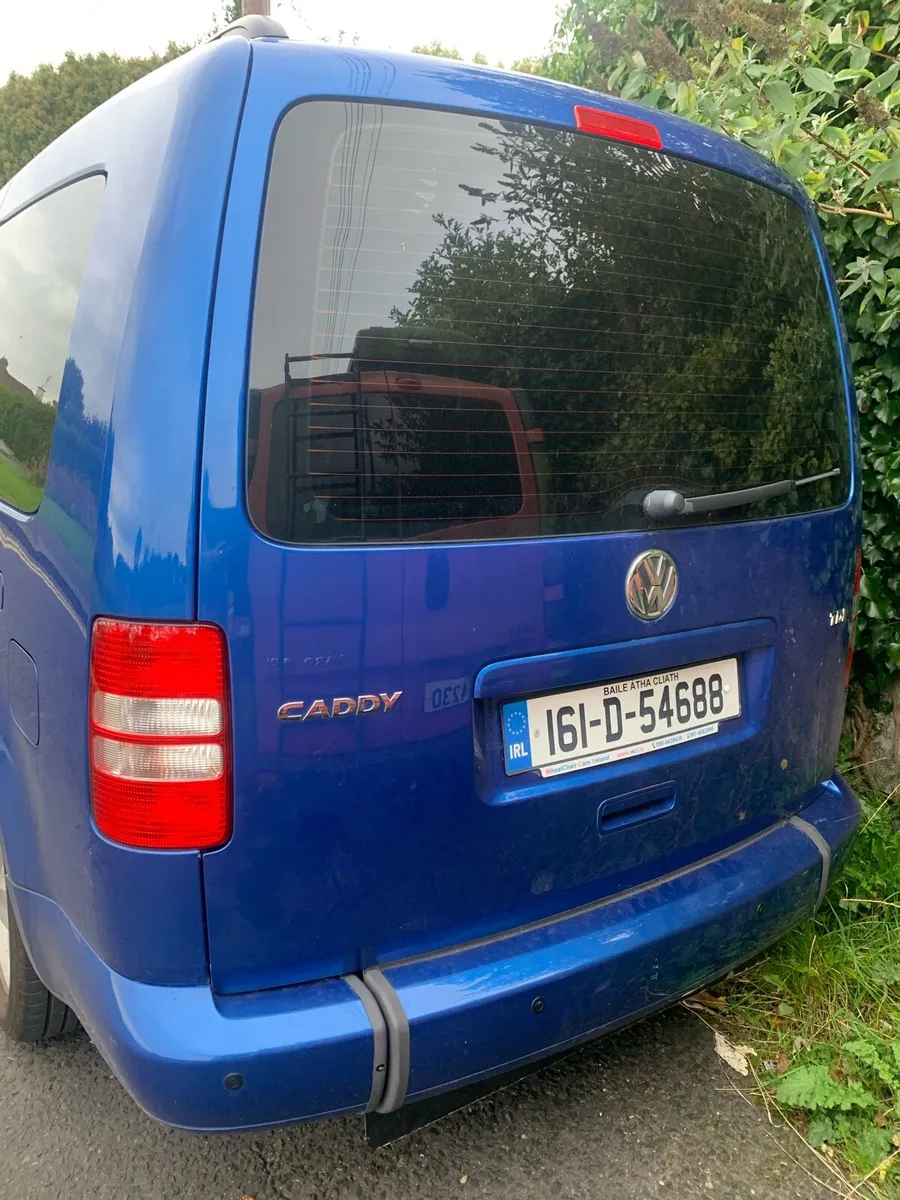 Volkswagen Caddy Taxi - Image 4