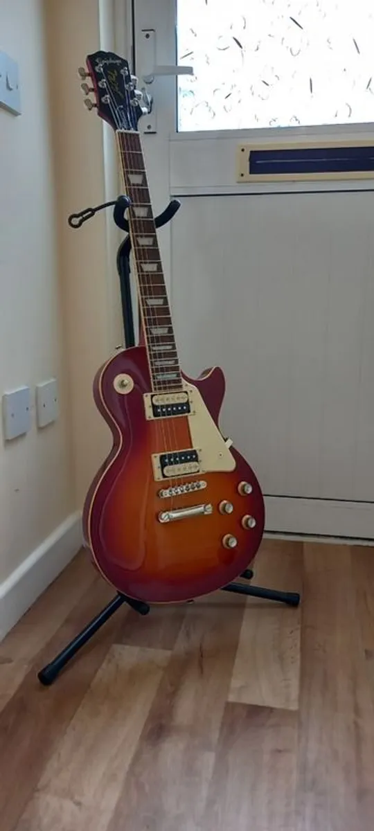 Electric Guitar - Image 2