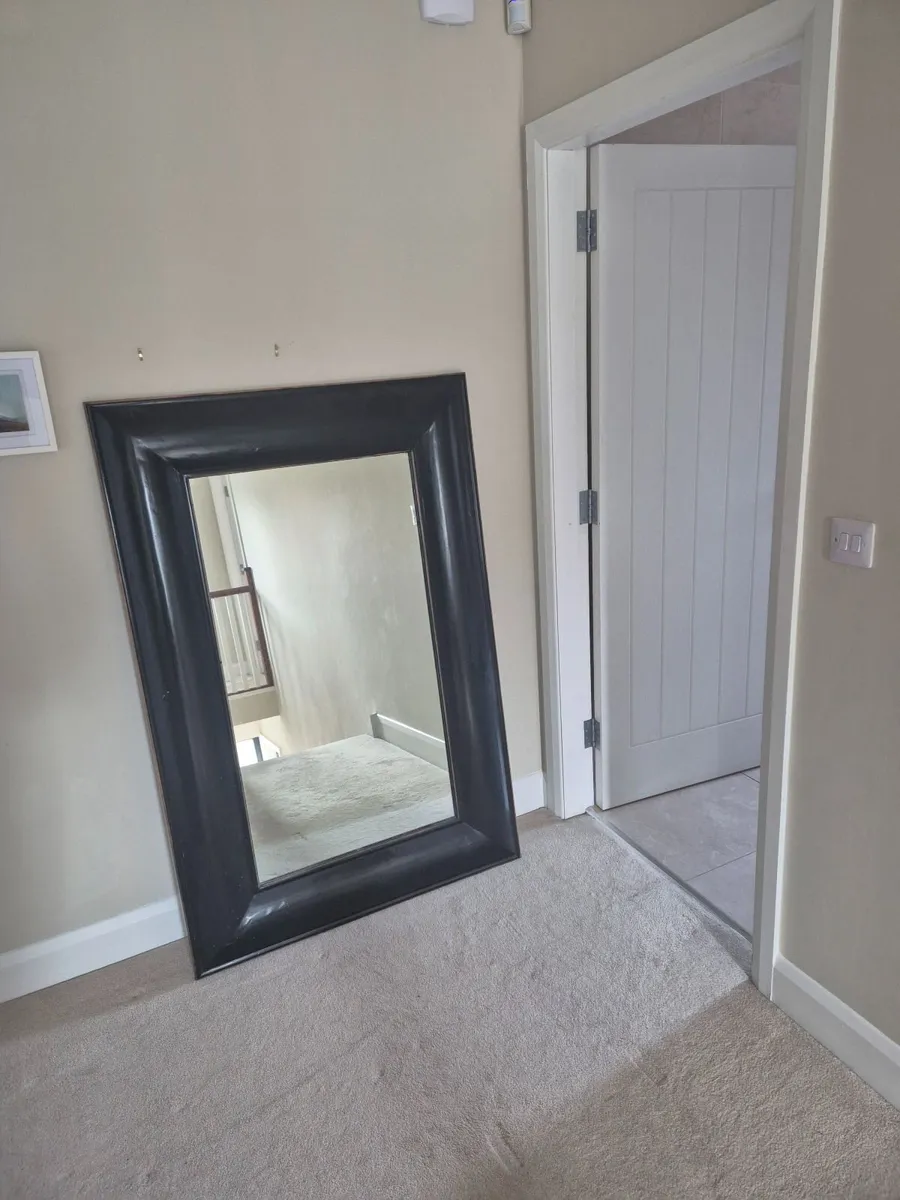 Mirror - Image 1