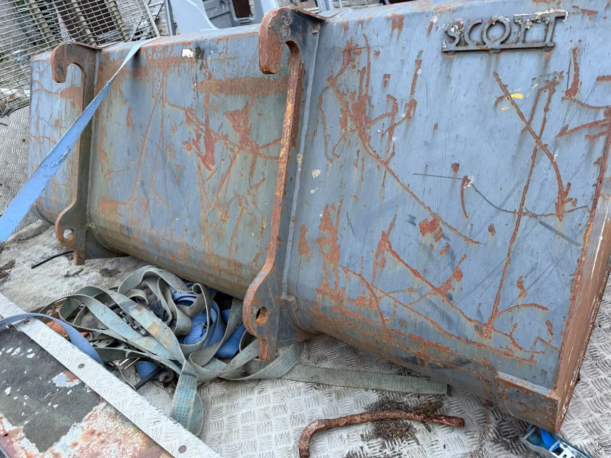 Scott teleporter bucket  suit jcb etc - Image 1