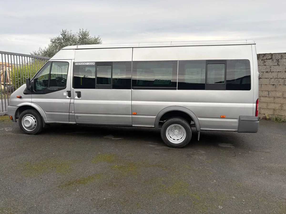 Ford Transit 2010 - Image 2