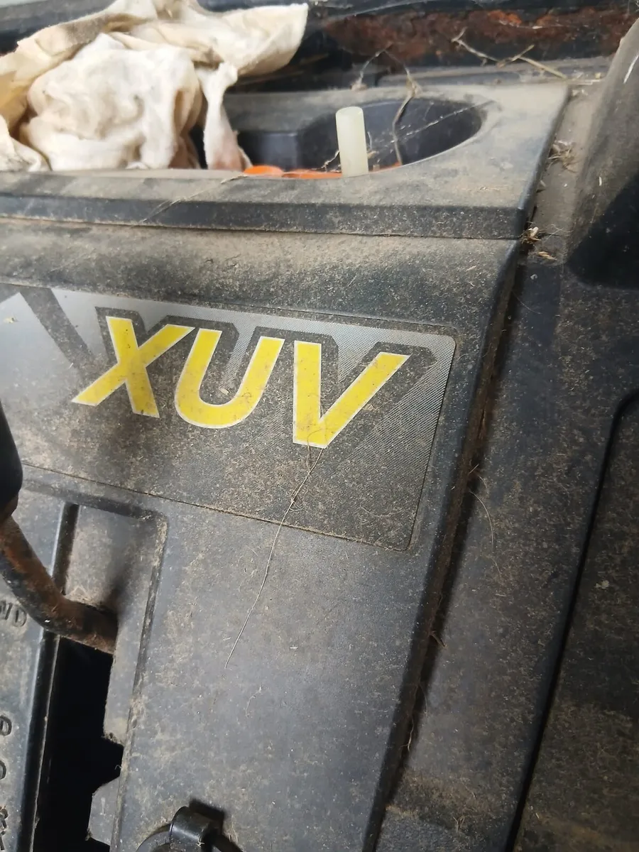 John Deere XUV gator....in everyday use - Image 4