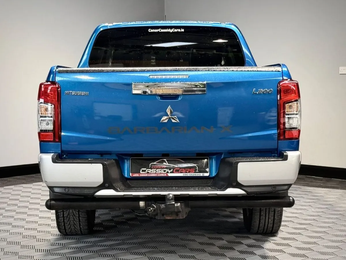 Mitsubishi L200 DI-D BARBARIAN-X DCB // AUTOMATIC - Image 2
