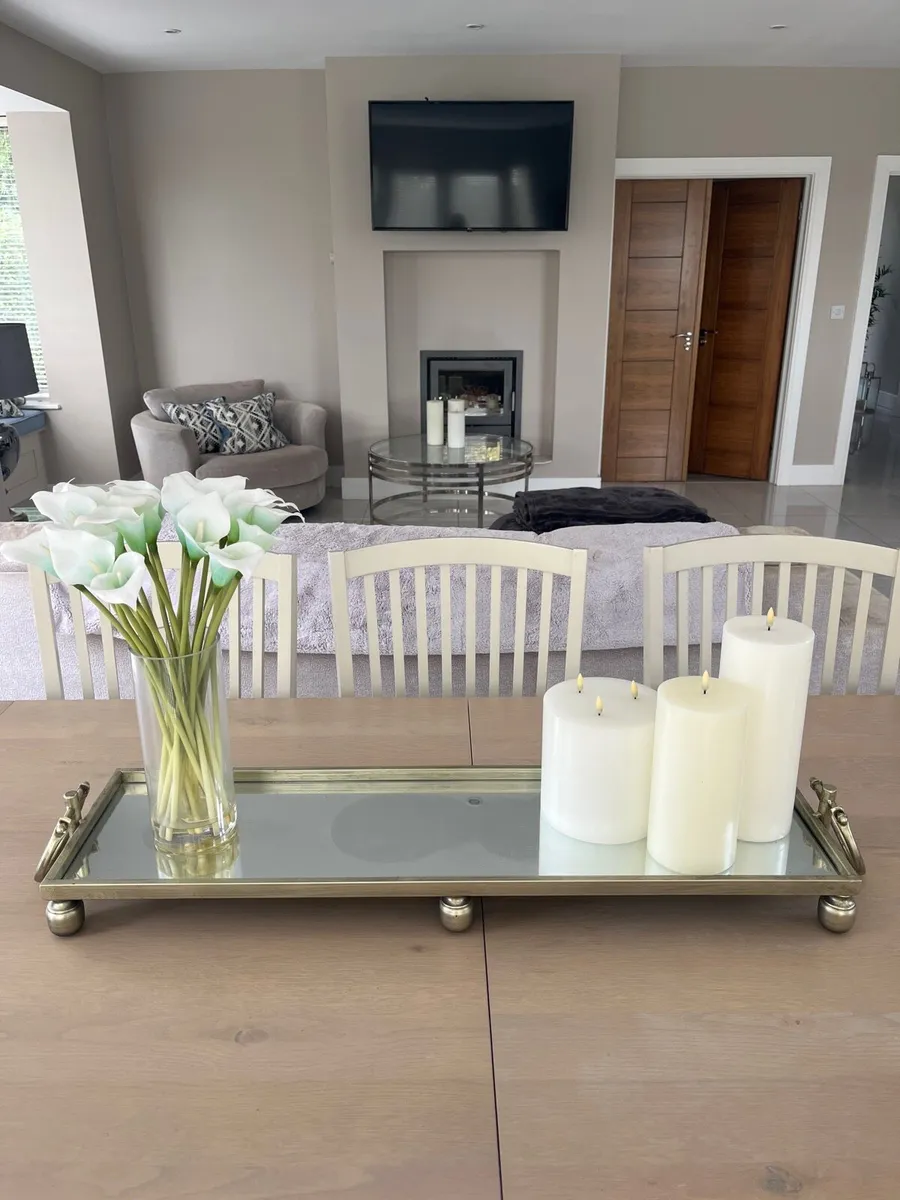 Shanleys Navan - Home Decor - Image 1
