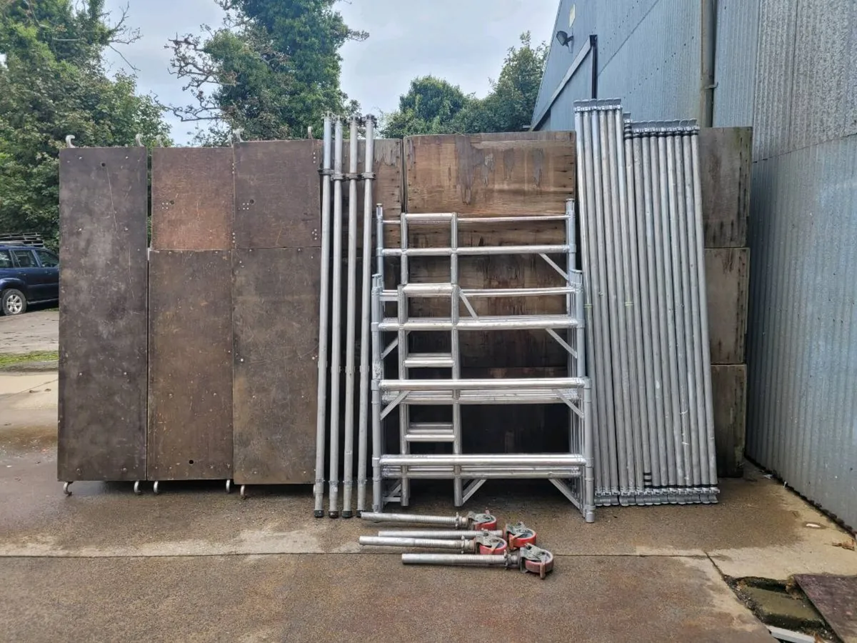 Aluminium scaffold tower,  FREE DELIVERY - Image 4