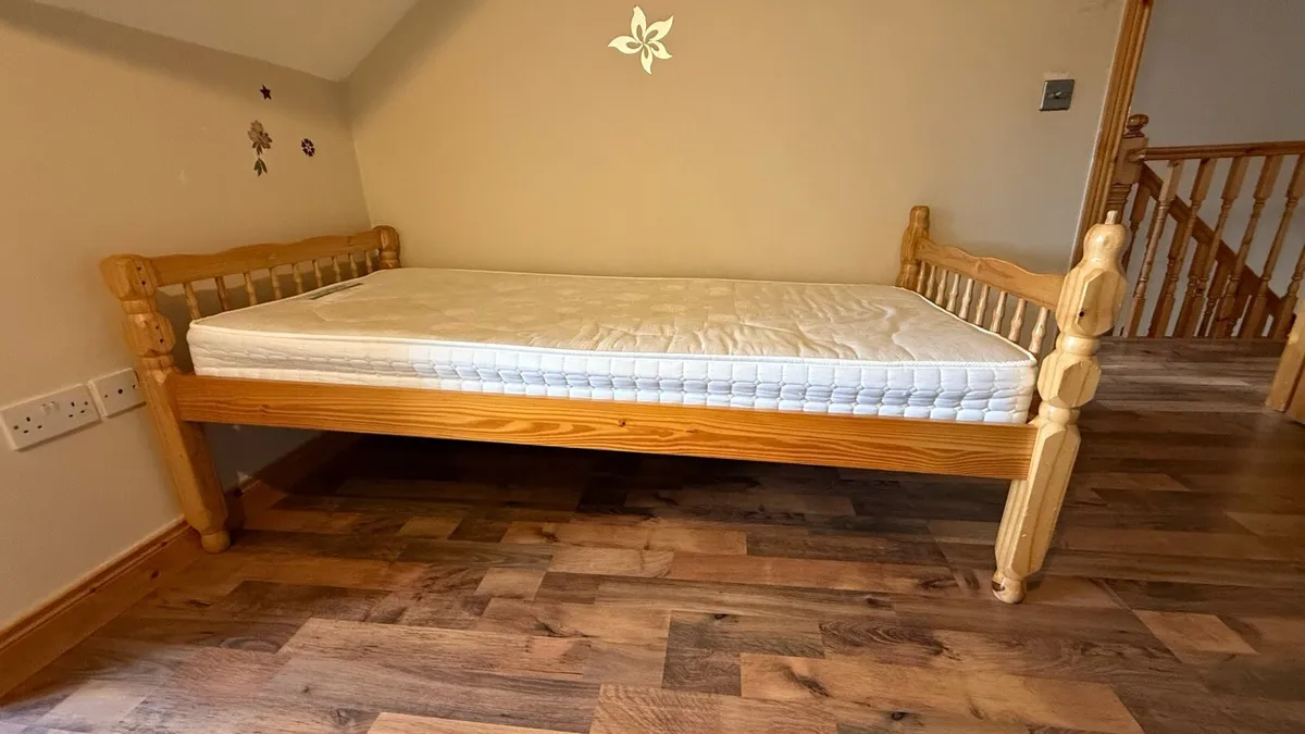 Single Bed - Image 3