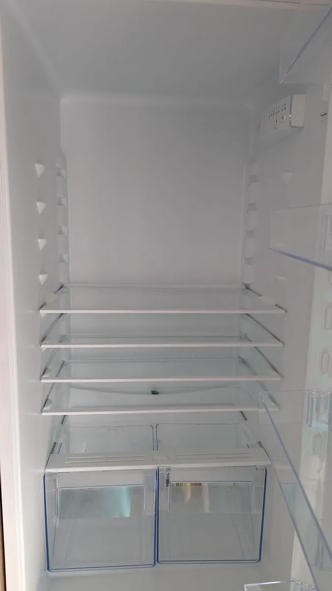 Electrolux Integrated Fridge Freezer - Image 3