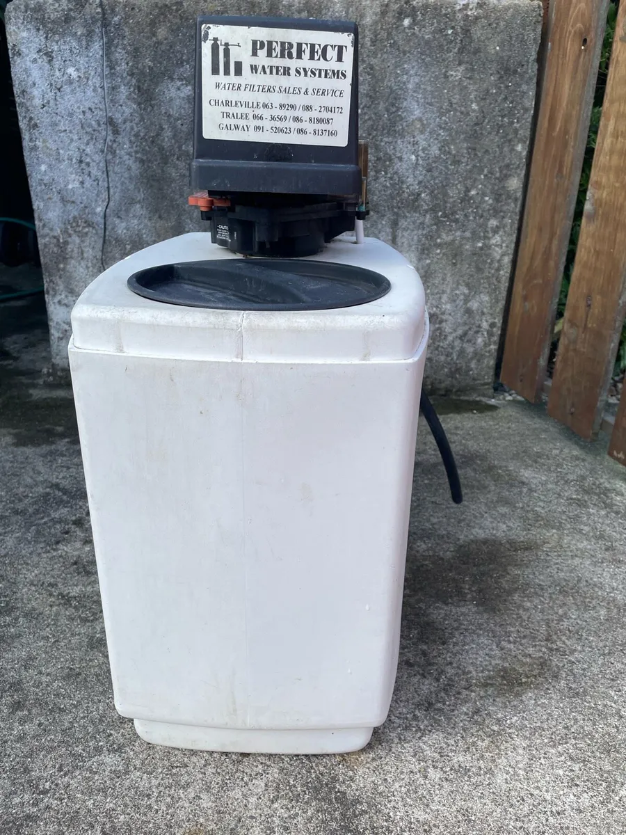 Water Softener Unit - Image 2