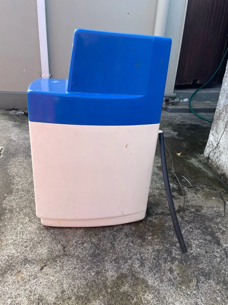 Water Softener Unit - Image 1