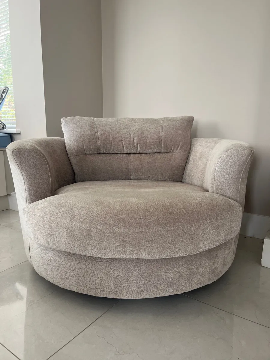 Love Seat/Swivel Chair - Image 2