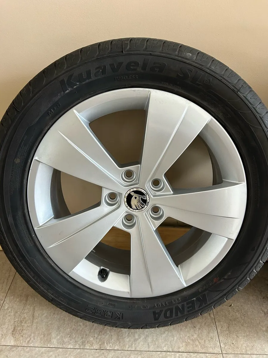*JUST REFURBISHED* 5x112 17” alloys - Image 1