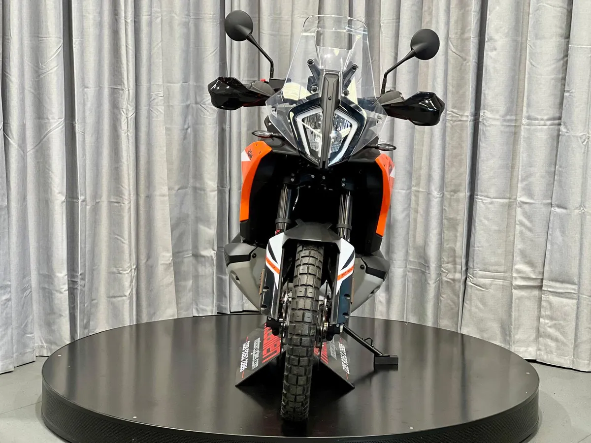 KTM 890 Adventure - 2023 - Image 3
