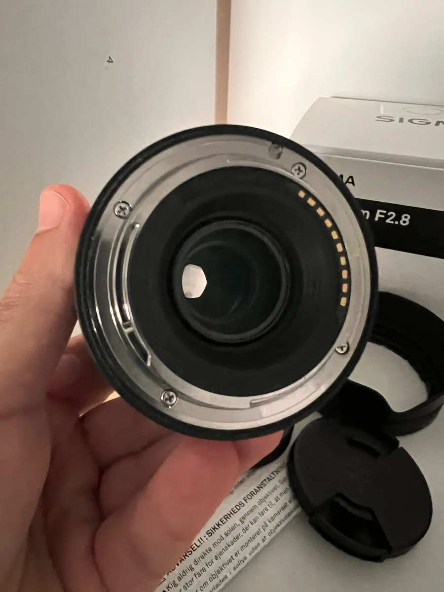 Sigma 18-50mm f/2.8 DC DNContemporary Sony E Mount - Image 3