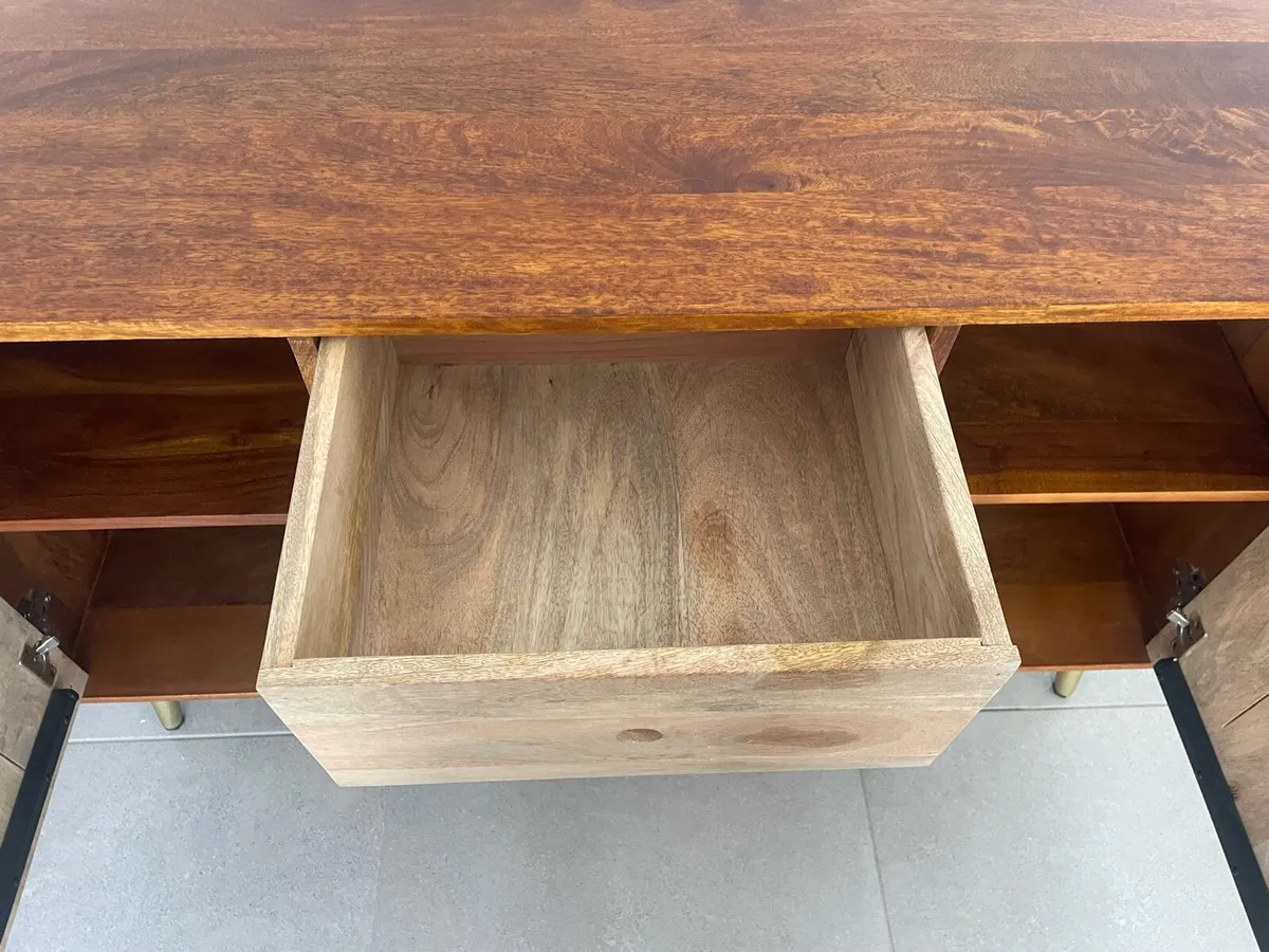 Storage unit/cabinet - Image 4