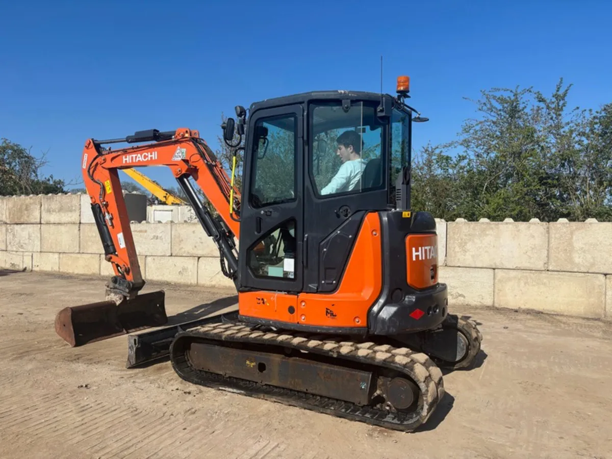 2021 Hitachi ZX48U-6 - Image 4
