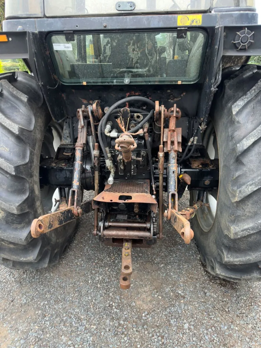 International 856 XL - Image 4