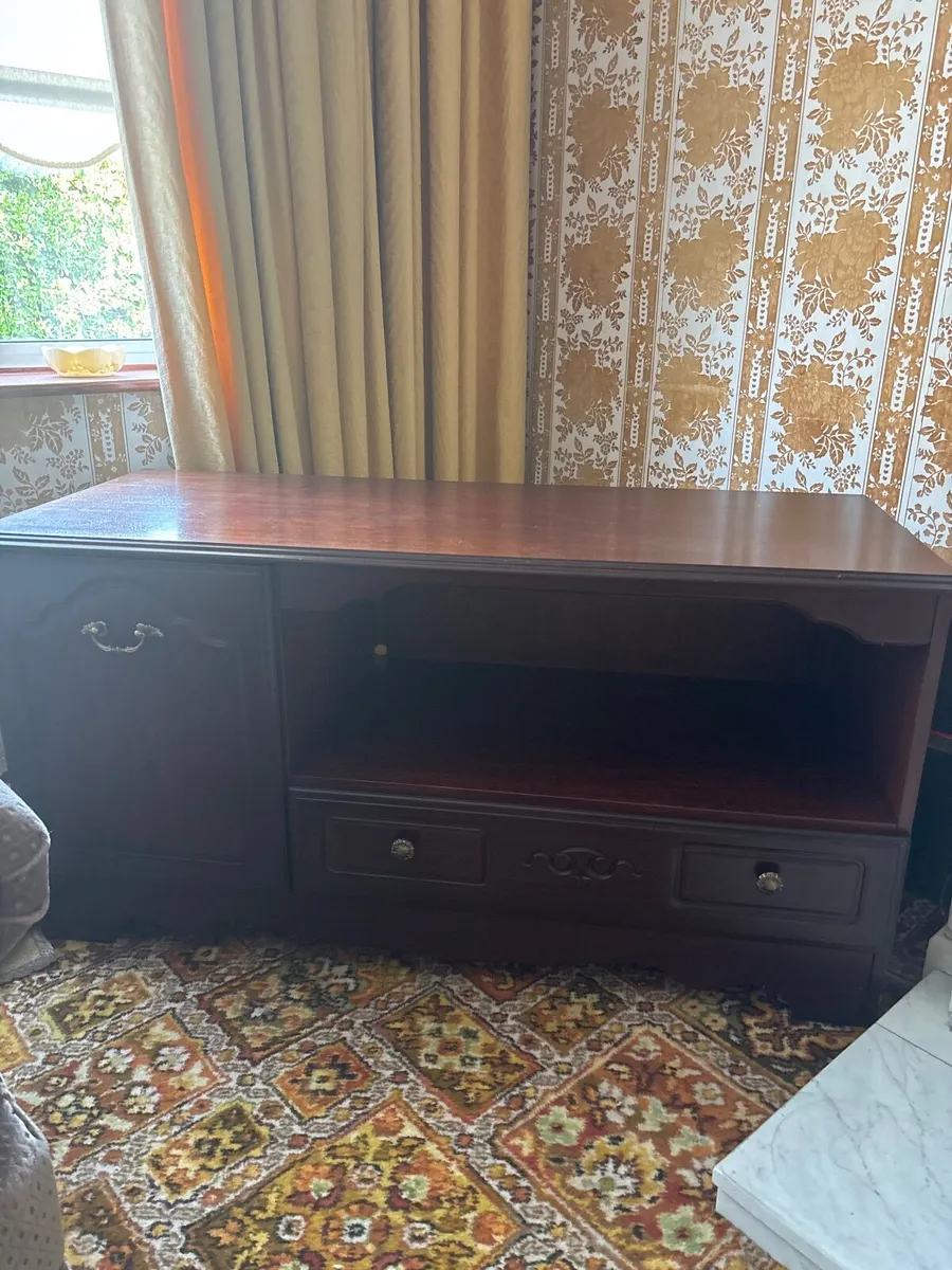 TV unit - Image 2