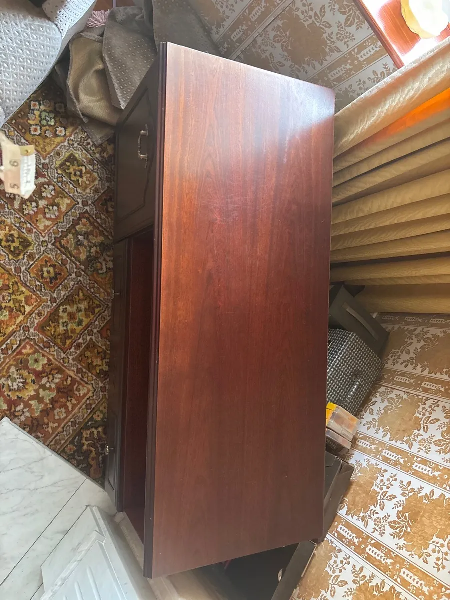 TV unit - Image 3