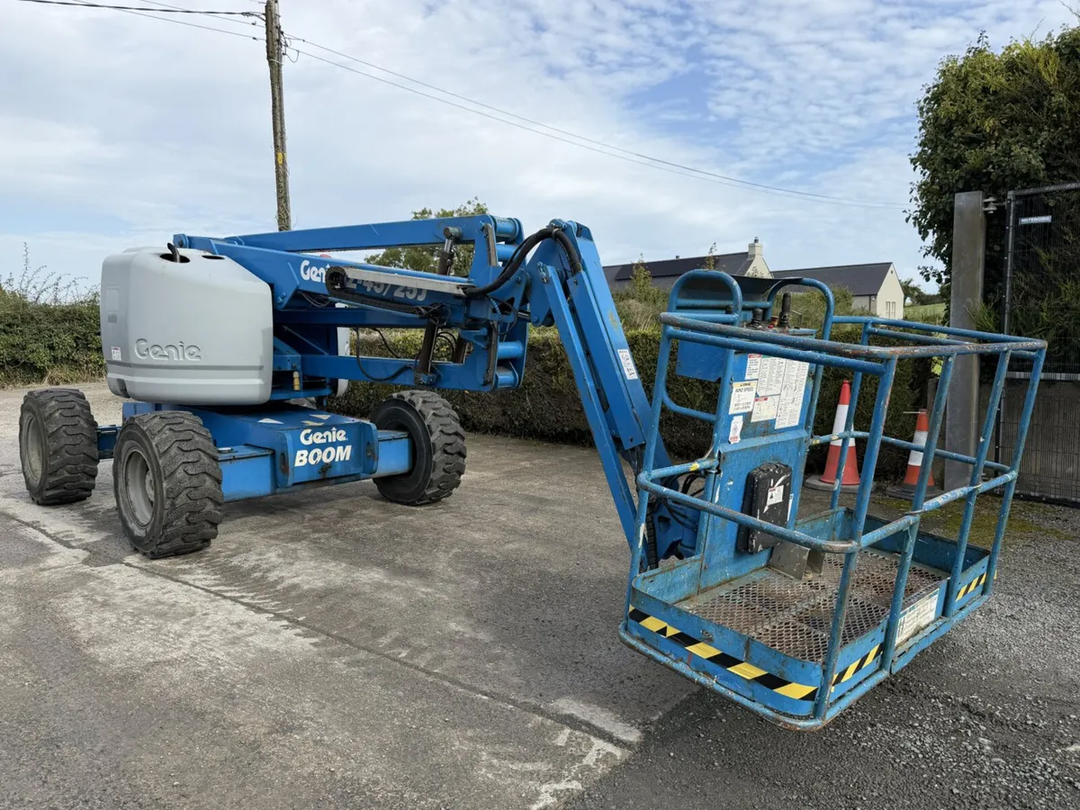 2022 GENIE BOOM Z45 **Online Auction** - Image 3