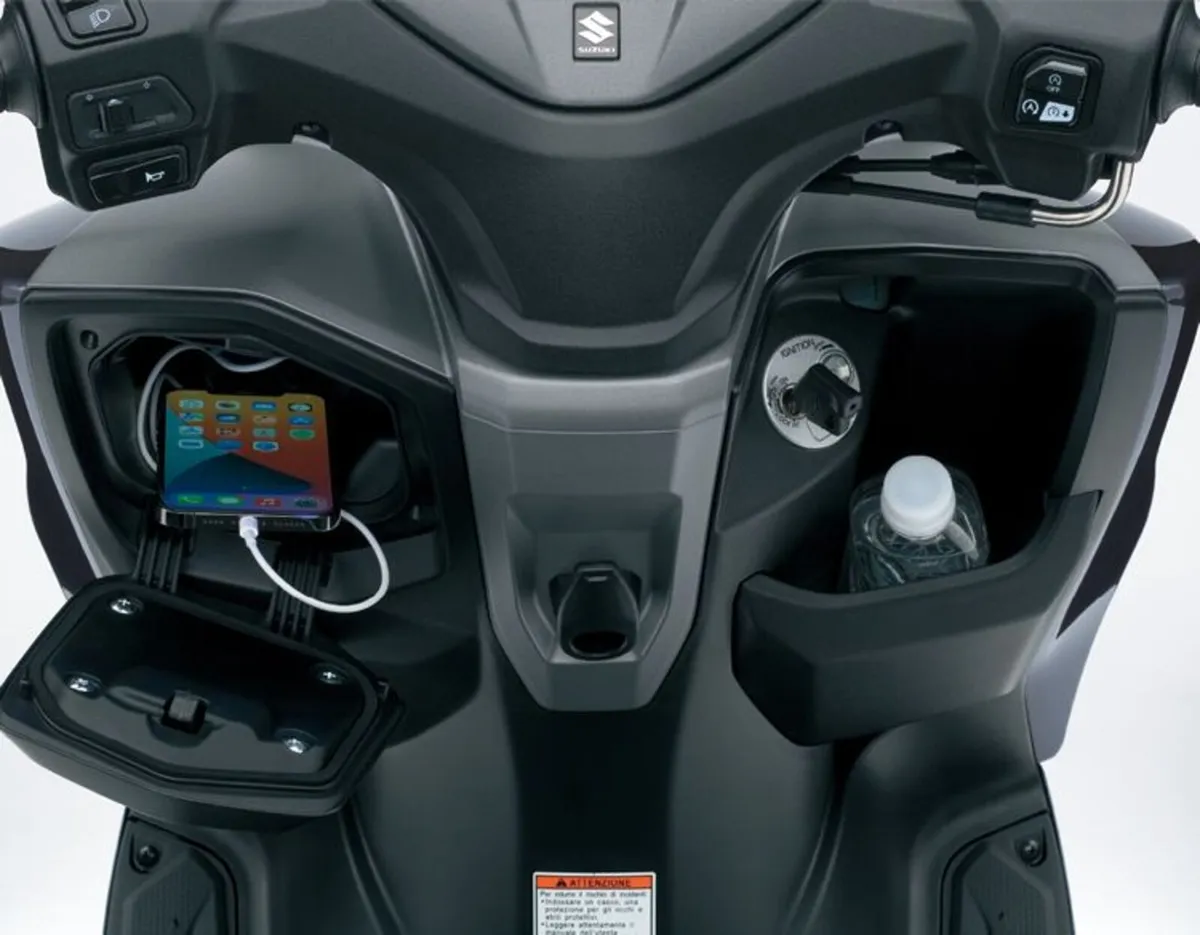Suzuki Burgman Street 125 EX - Image 3
