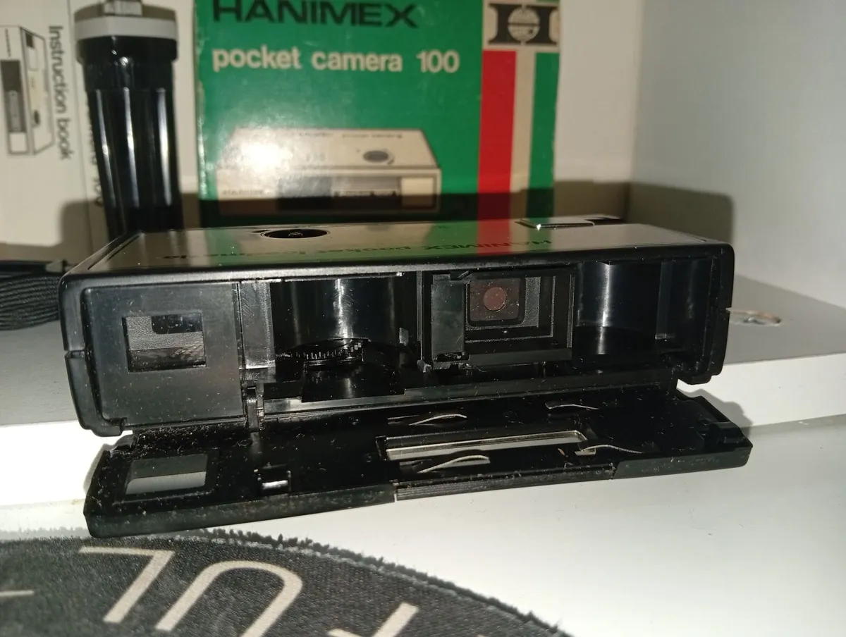 Hanimex Pocket Camera 100 110 Cartridge Vintage - Image 3