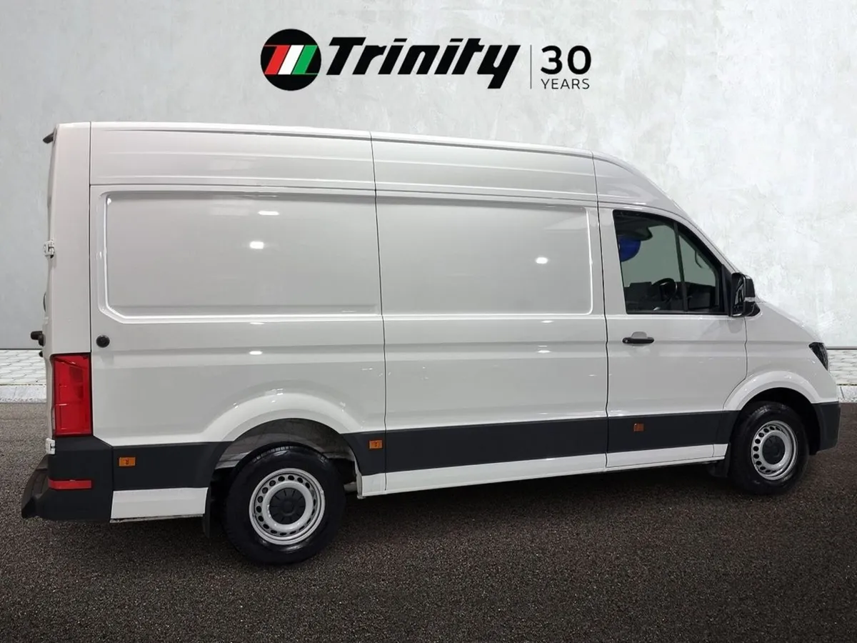 Volkswagen Crafter ** MWB ** 2.0 TDI ** 140BHP ** - Image 3