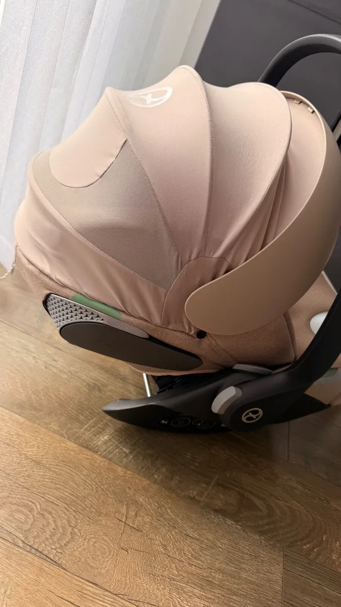 Carseat - Image 3