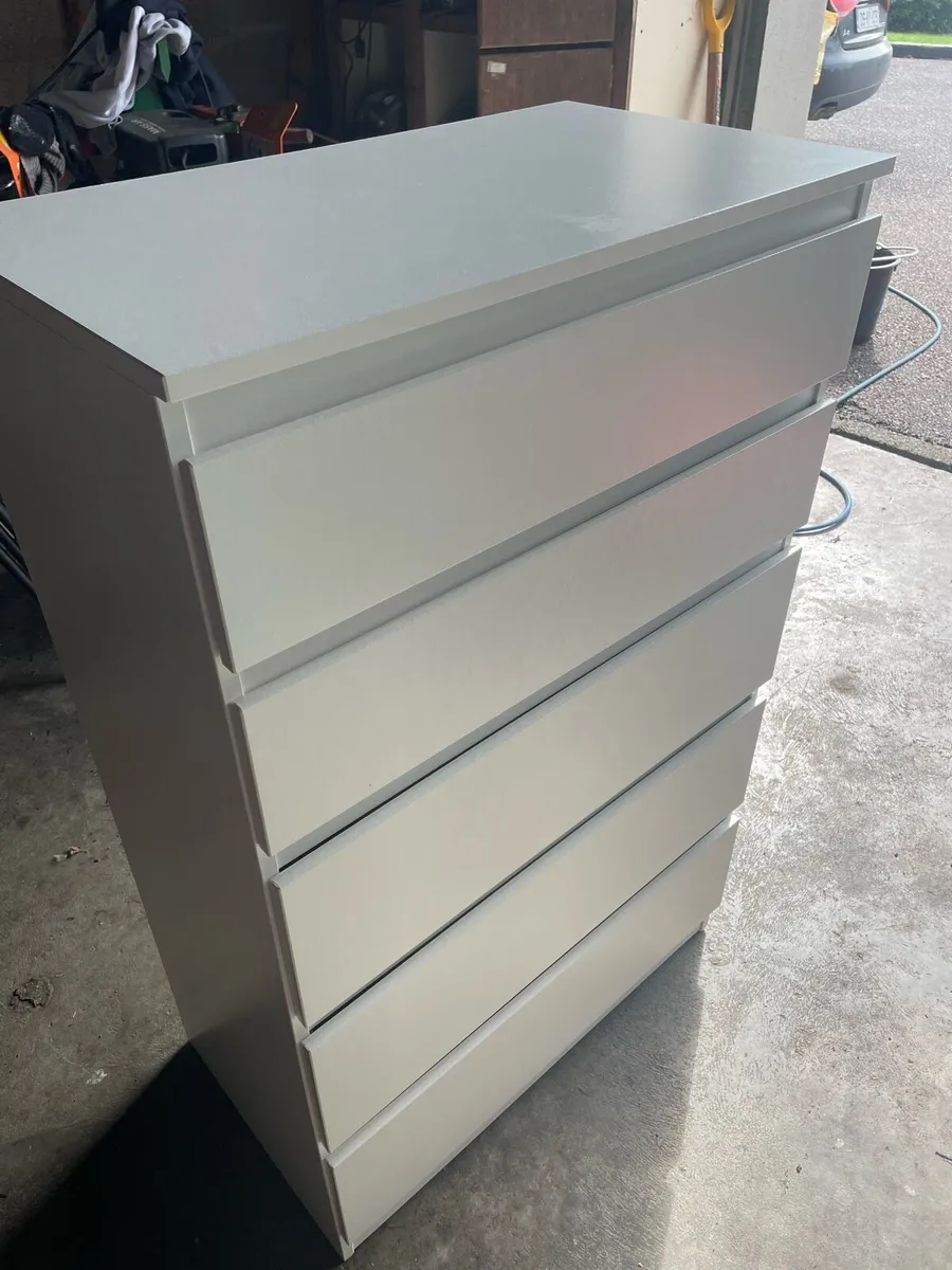 Bedroom drawers