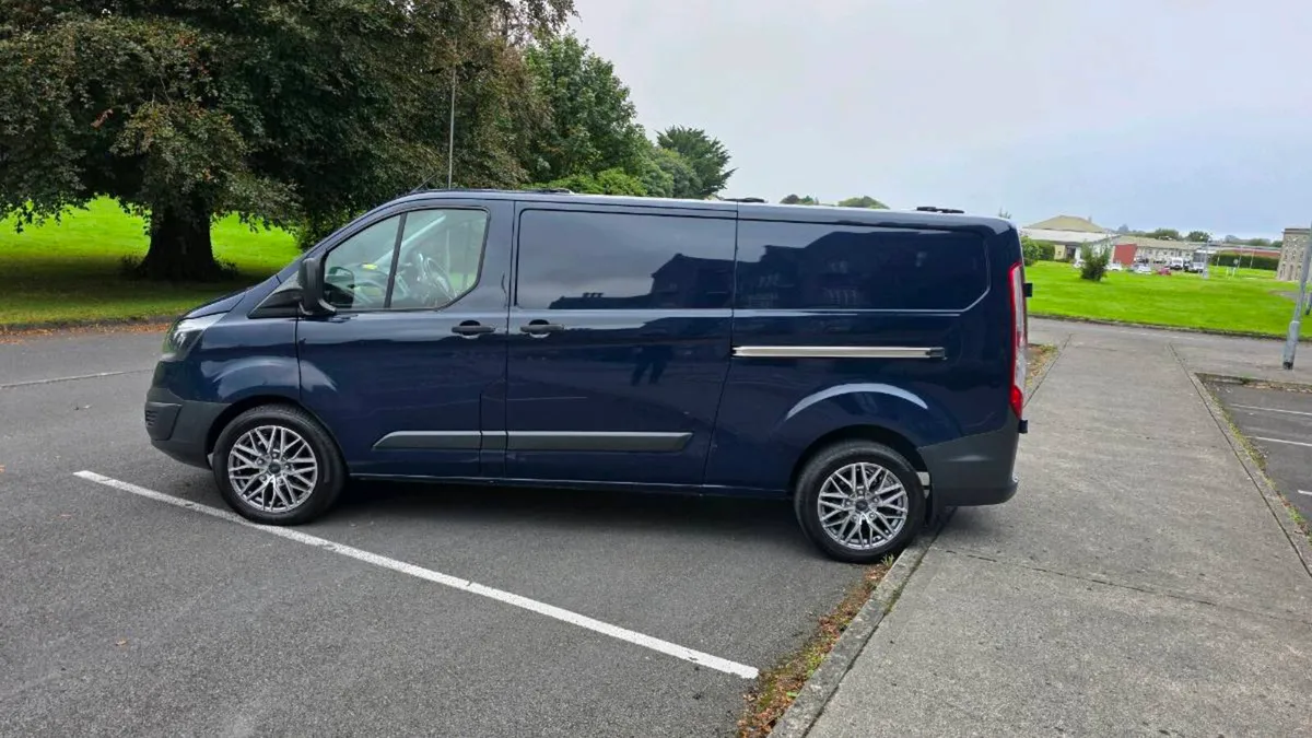 2017(172) FORD TRANSIT CUSTOM 2.0D - Image 3