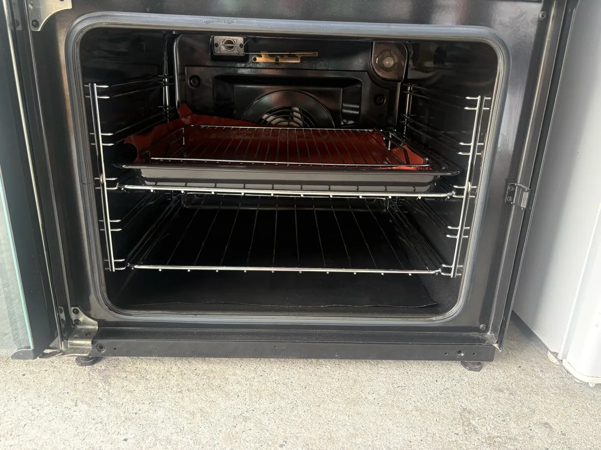 Zanussi electric cooker - Image 2