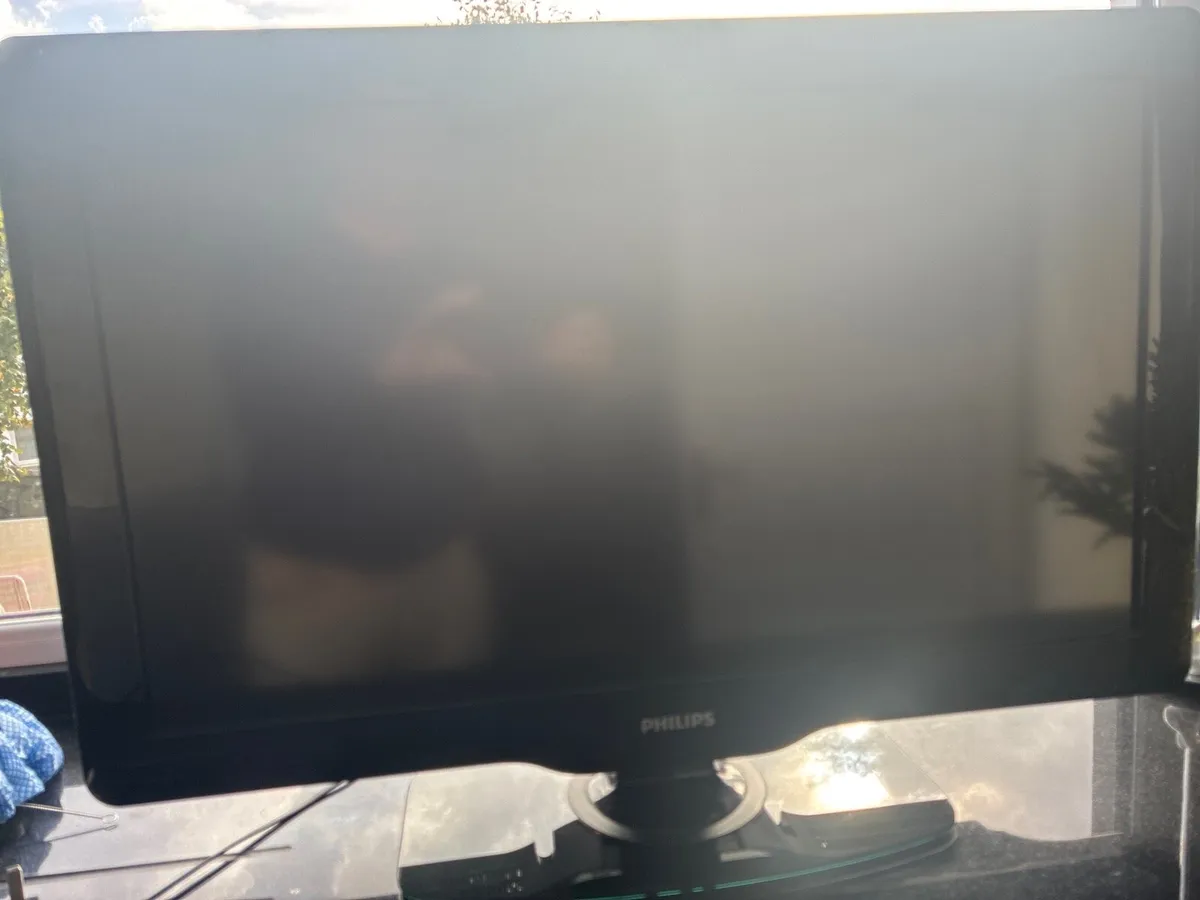 TV - Image 2