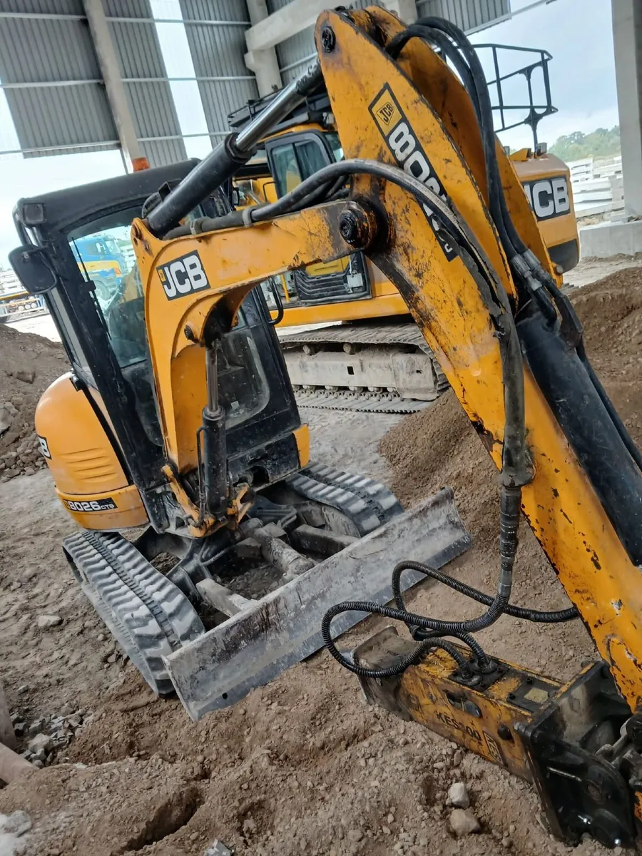 EXCAVATOR MODEL:  JCB 8026 CTS - Image 3