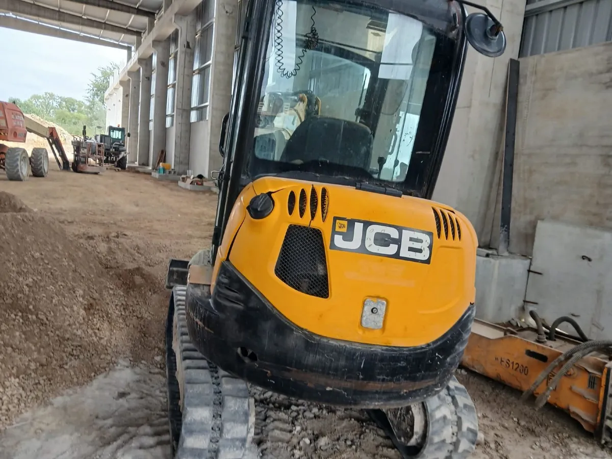 EXCAVATOR MODEL:  JCB 8026 CTS - Image 2
