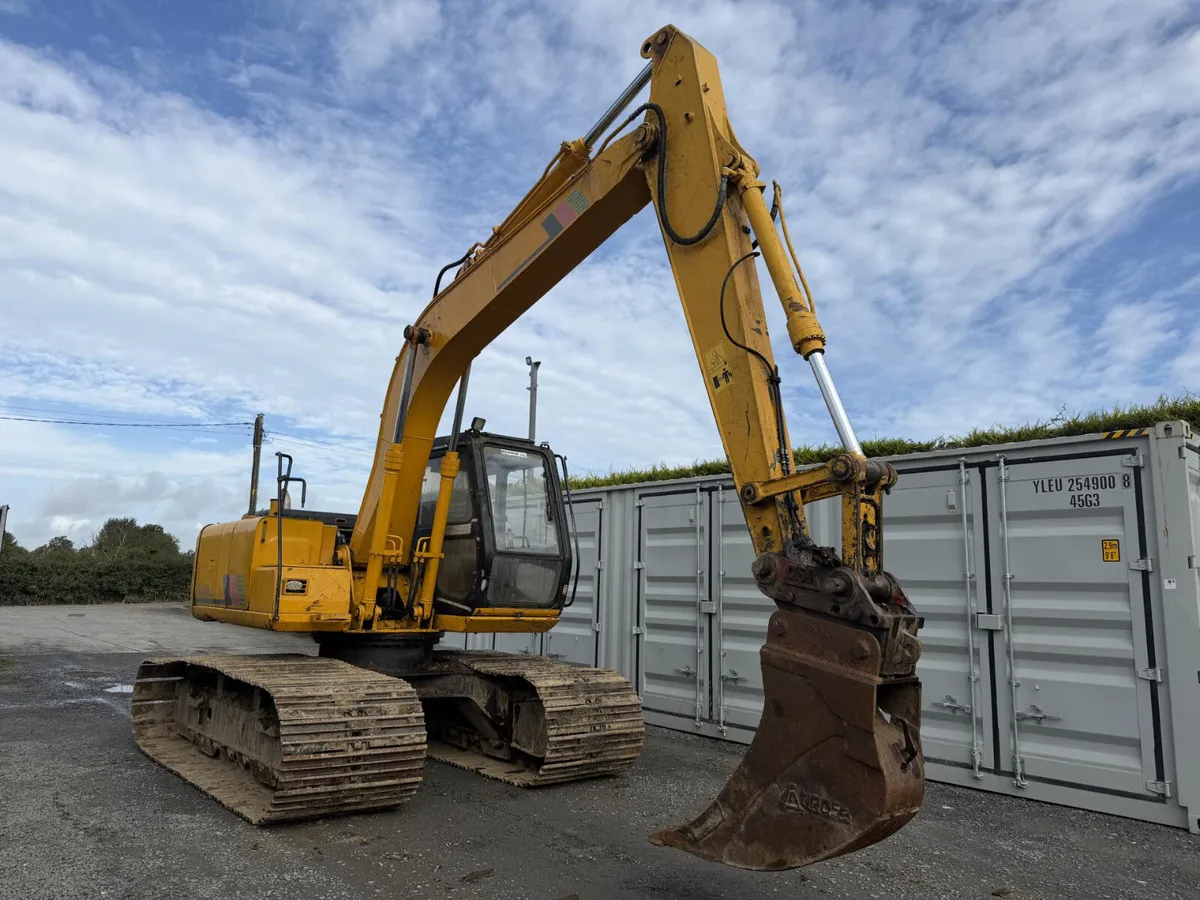 2005 Sumitomo SH130 Excavator **Online Auction** - Image 1