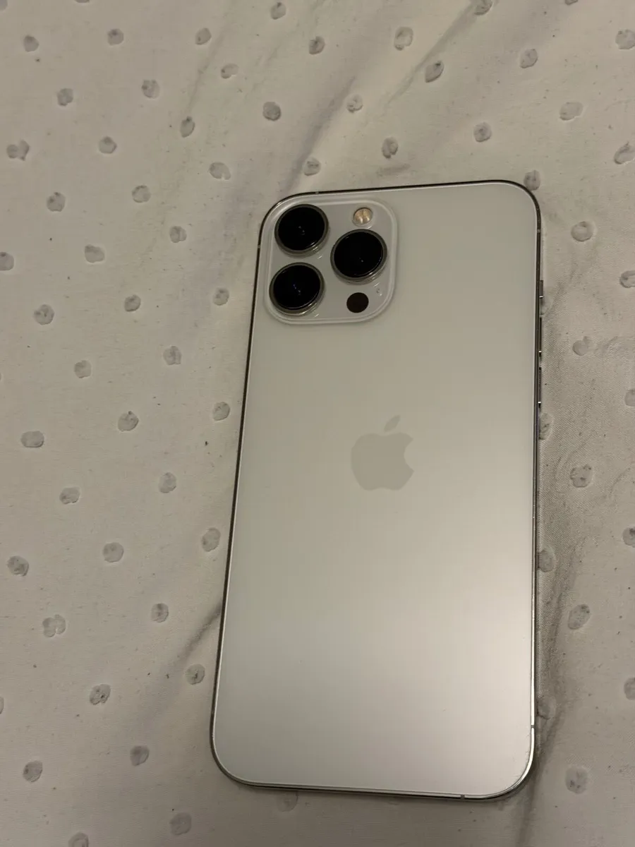 Iphone 13 Pro Max - Image 1