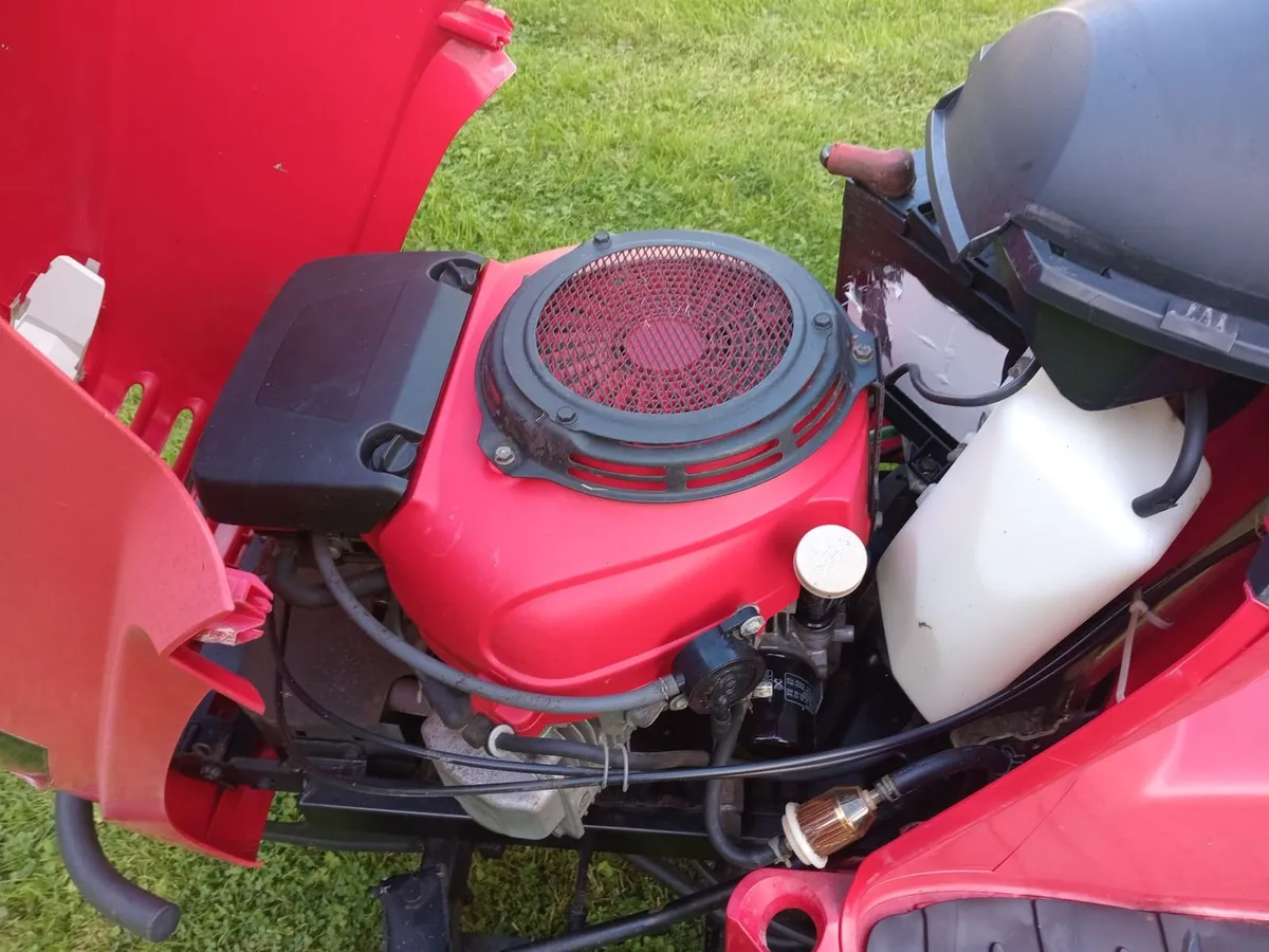 honda ride on mower - Image 1