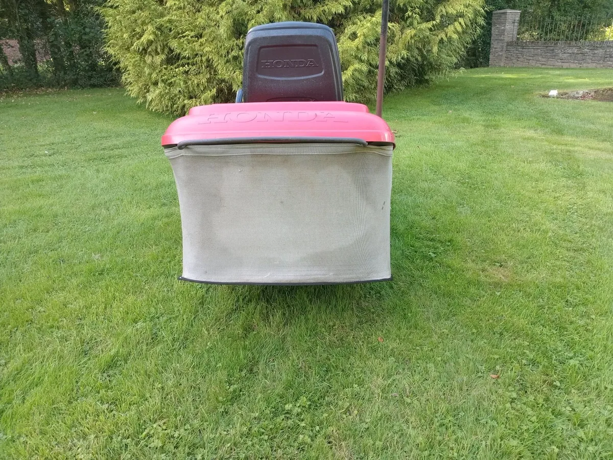 honda ride on mower - Image 4