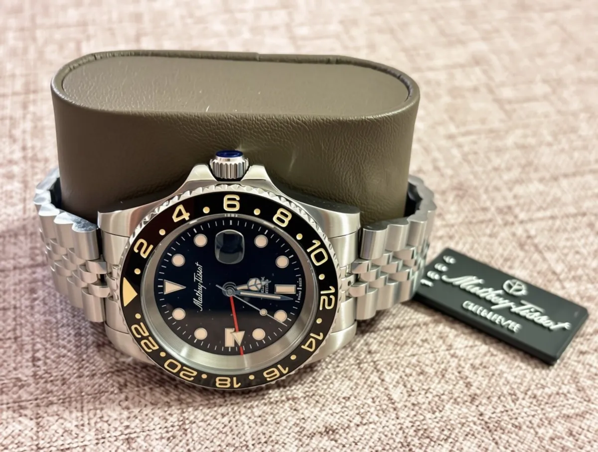 Mathey-Tissot GMT Vintage-Style Watch - Image 4