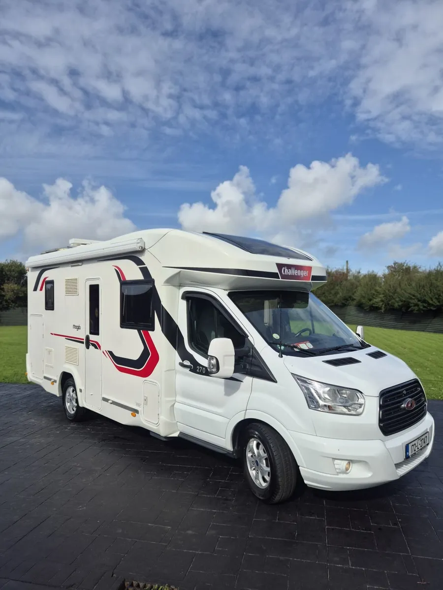 ⭐ Challenger 270 high spec, low mileage - Image 1