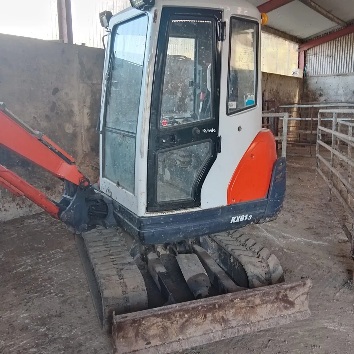 EXCAVATOR MODEL: KUBOTA KX61 -3 - Image 1