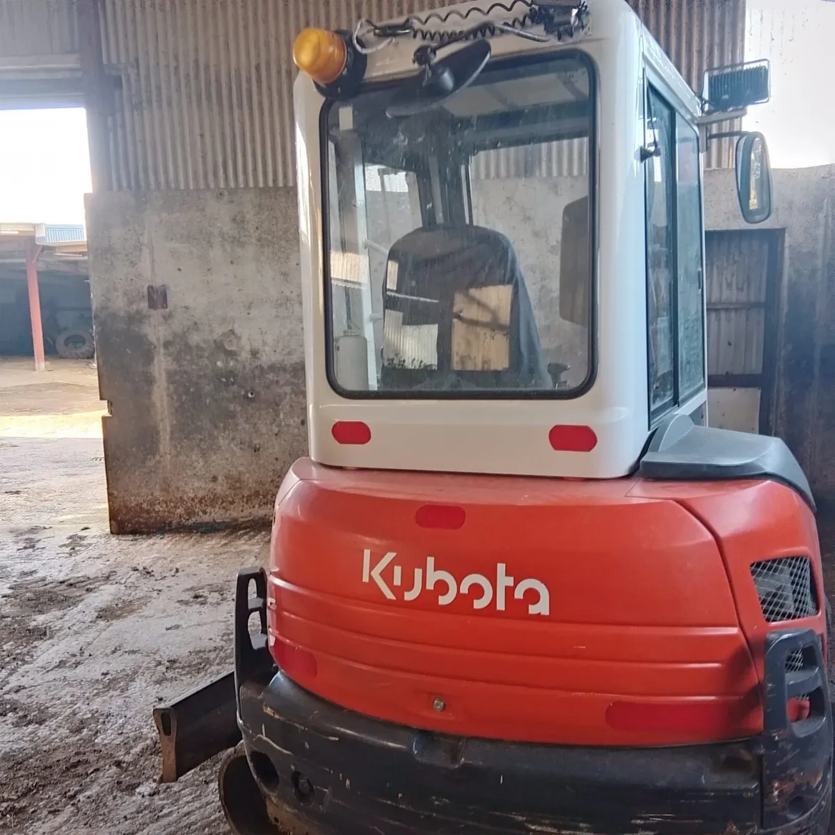 EXCAVATOR MODEL: KUBOTA KX61 -3 - Image 3