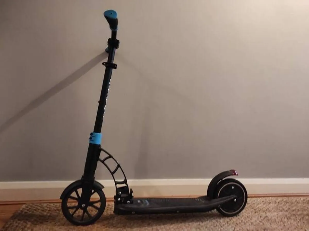 Thorpe 20 Electric Scooter - Image 1