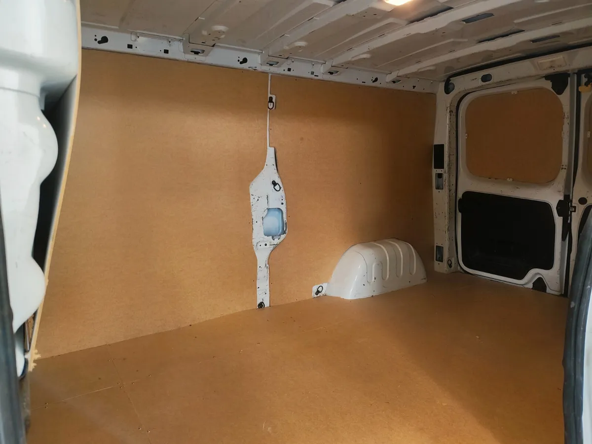 Renault Trafic 2022 PRICE INCLUDES VAT - Image 3