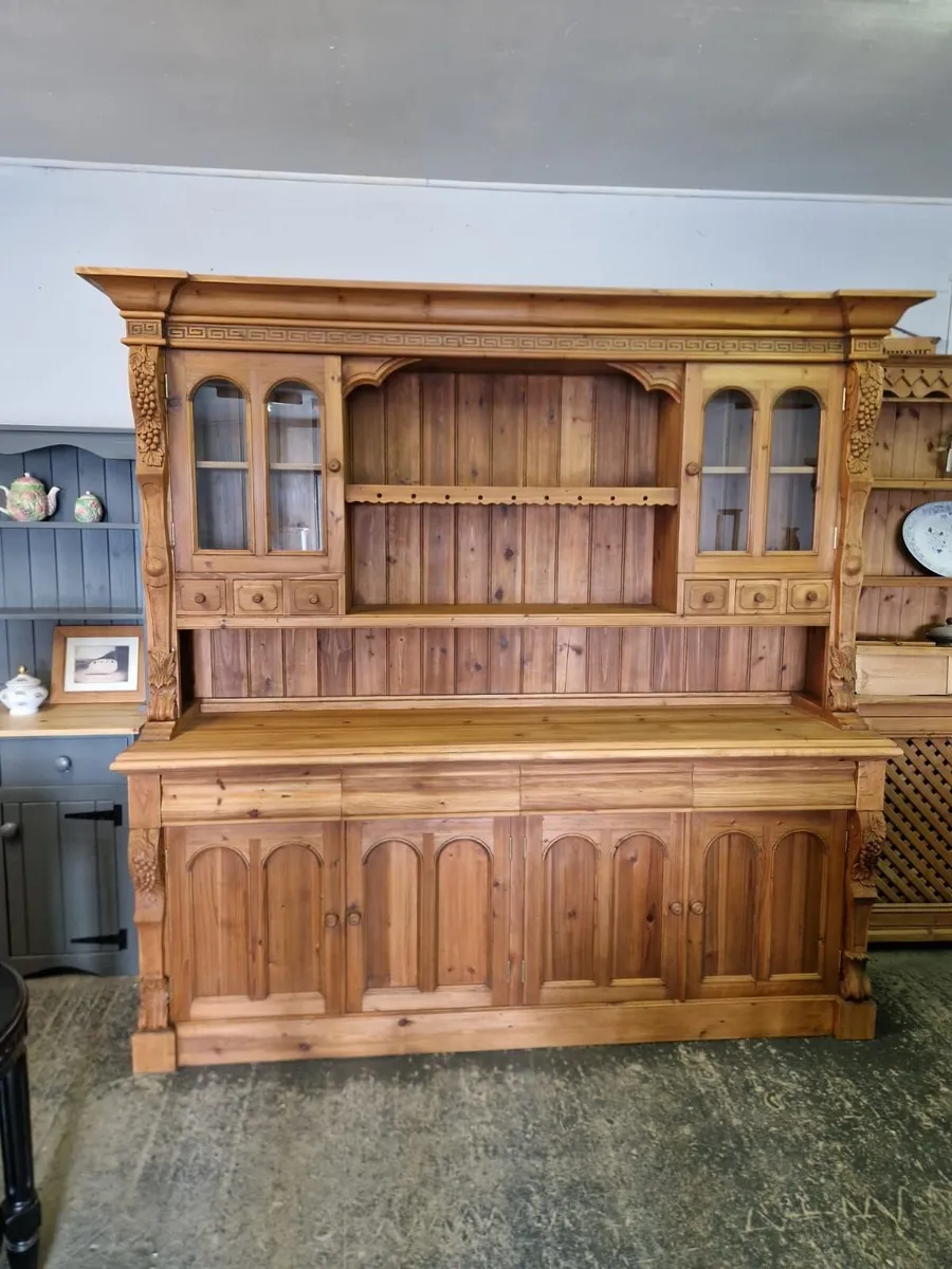 Vintage 7ft wide pine kitchen dresser - Image 3