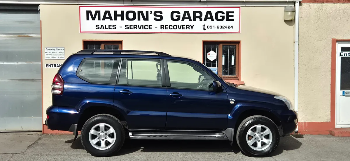 Toyota Land Cruiser 2007 Crew Cab 5 Seater Manual - Image 2