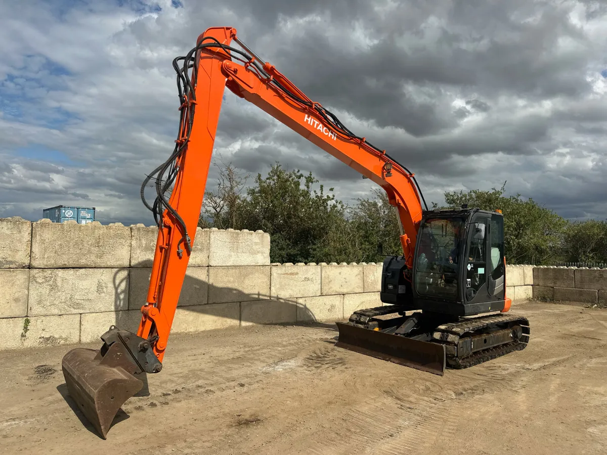 2015 Hitachi ZX85US-5A Long/River Reach Excavator - Image 3