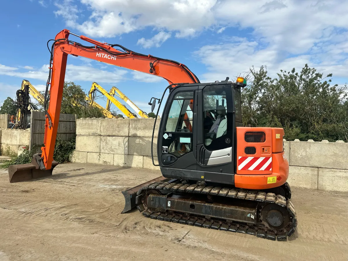 2015 Hitachi ZX85US-5A Long/River Reach Excavator - Image 4